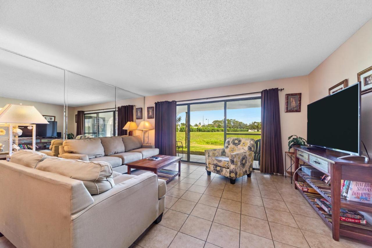 Apartment Edgewater 1501 *