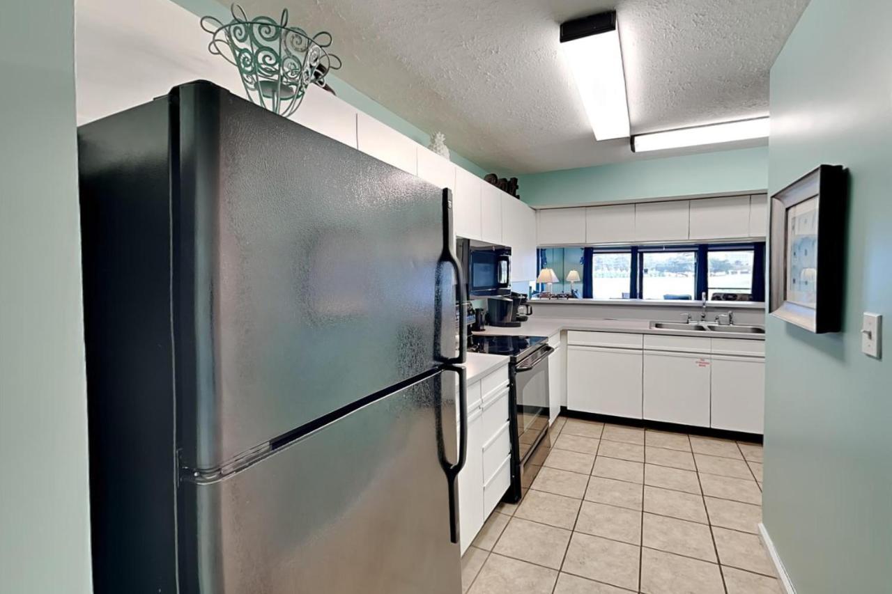 Edgewater 1501 Apartment